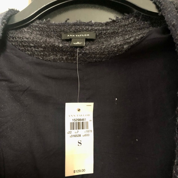 Ann Taylor Tweed jacket with 3/4 sleeves - Picture 4 of 4